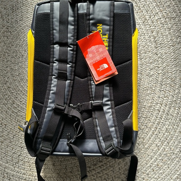 The North Face Black and Yellow Men's Bag - Picture 2 of 11